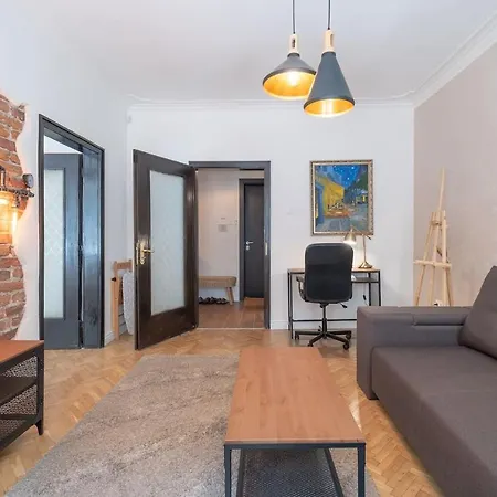 Sophisticated Gem With Private Parking София