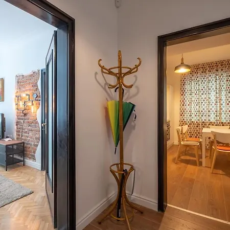 Sophisticated Gem With Private Parking شقة *