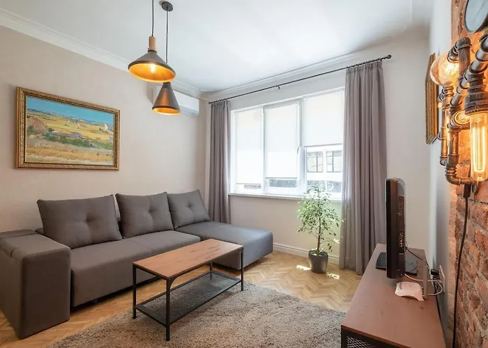 Sophisticated Gem With Private Parking * صوفيا