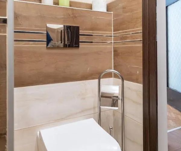 Sophisticated Gem With Private Parking Daire Sofya