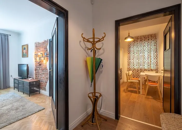 Sophisticated Gem With Private Parking Daire *